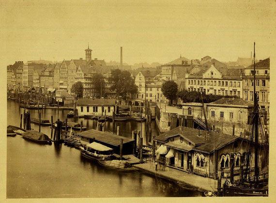 Hafen - 5 Fotos, 2 x Hafen / Seemannshaus / Baumwall / Wilhelmsburger Hafen. 1868-84