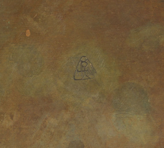 Richard Scheibe - Dose. Auf dem Deckel figürliches Relief "Mann mit Äskulapstab" - Weitere Abbildung