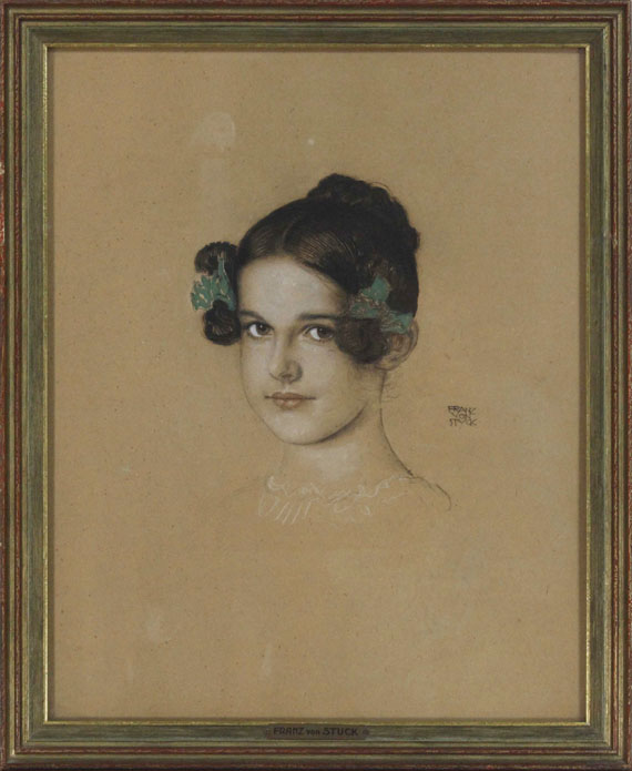 Franz von Stuck - Bildnis der Tochter Mary mit grünen Schleifen - Rahmenbild