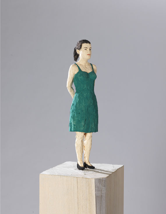 Stephan Balkenhol - Frau mit grünem Kleid
