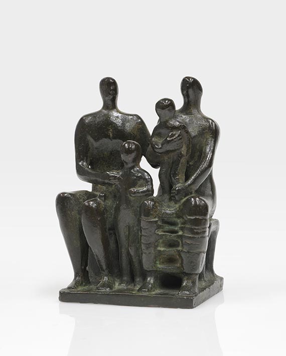 Henry Moore - Family Group