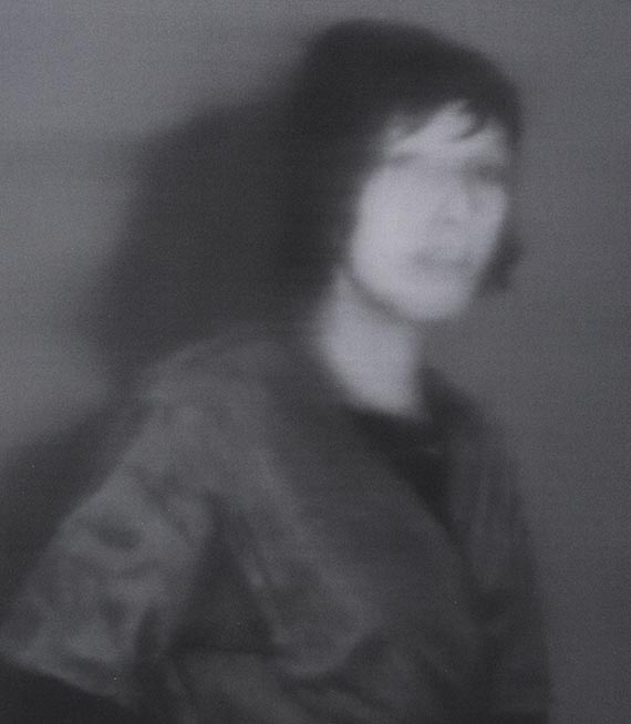 Abbildung zu: Gerhard Richter, Gegenüberstellung (1), aus: 18. Oktober 1977, 1988, Öl auf Leinwand, Museum of Modern Art, New York. © Gerhard Richter 2025 (0054)