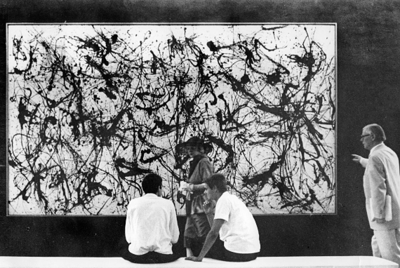 Abbildung zu: Ausstellungsansicht II. Documenta, 1959, Jackson Pollock, Number 32 (1950).&copy; Pollock-Krasner Foundation, New York / VG Bild-Kunst, Bonn 2026